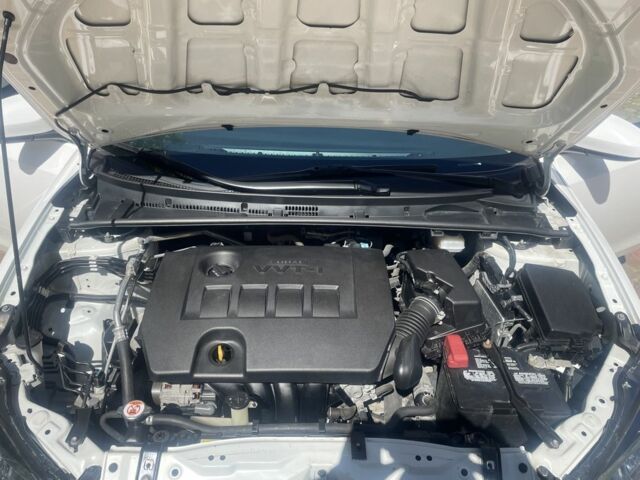 Белый Тойота Королла, объемом двигателя 1.8 л и пробегом 52 тыс. км за 12300 $, фото 11 на Automoto.ua