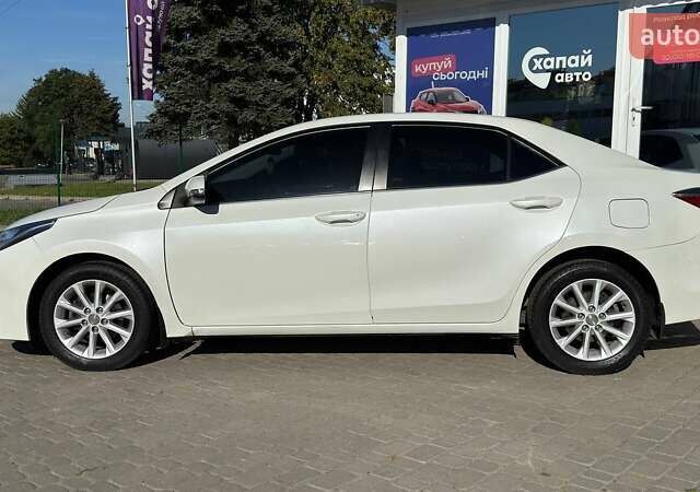 Белый Тойота Королла, объемом двигателя 1.6 л и пробегом 45 тыс. км за 13500 $, фото 3 на Automoto.ua