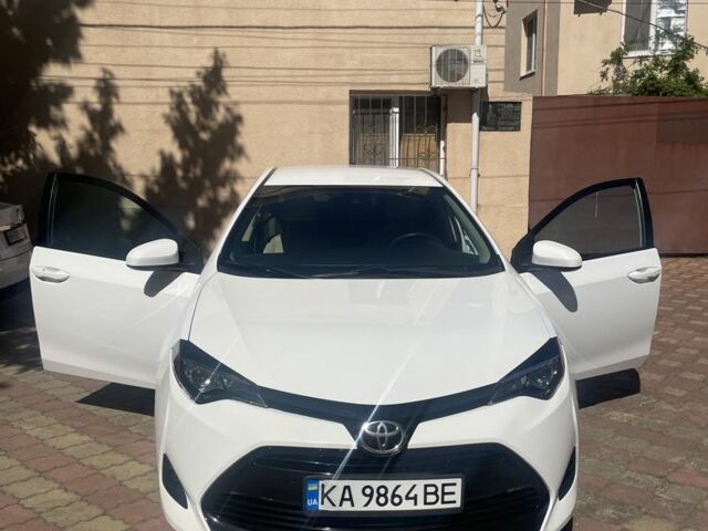 Белый Тойота Королла, объемом двигателя 1.8 л и пробегом 52 тыс. км за 12300 $, фото 3 на Automoto.ua