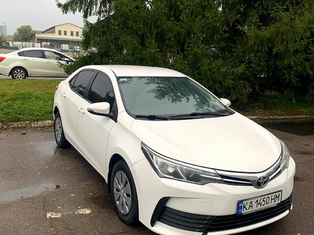 Белый Тойота Королла, объемом двигателя 1.6 л и пробегом 161 тыс. км за 9600 $, фото 1 на Automoto.ua