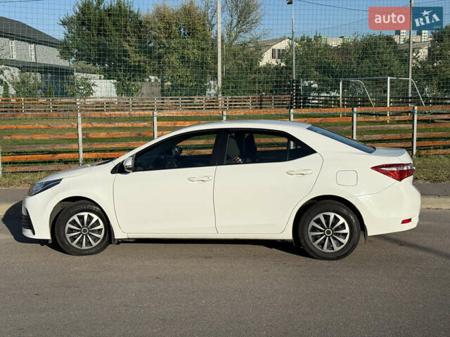 Белый Тойота Королла, объемом двигателя 1.6 л и пробегом 317 тыс. км за 11500 $, фото 8 на Automoto.ua