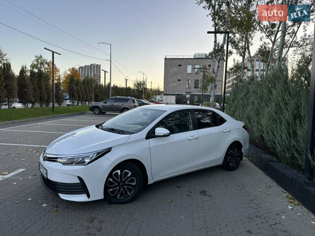 Белый Тойота Королла, объемом двигателя 1.6 л и пробегом 323 тыс. км за 10499 $, фото 15 на Automoto.ua