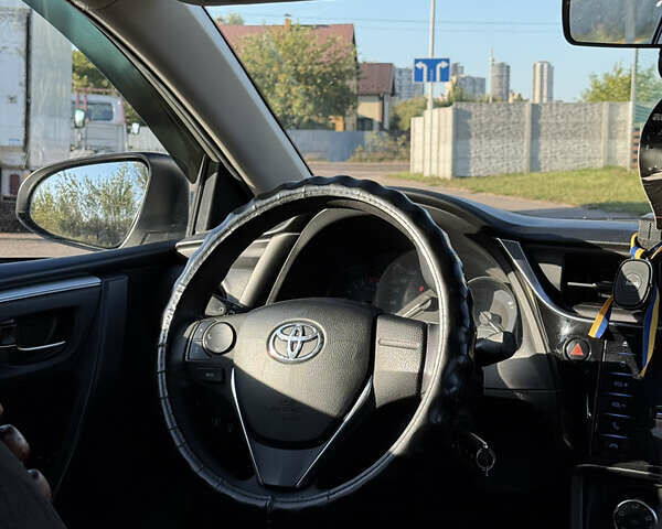 Белый Тойота Королла, объемом двигателя 1.6 л и пробегом 317 тыс. км за 11500 $, фото 11 на Automoto.ua