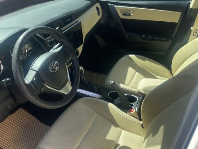 Белый Тойота Королла, объемом двигателя 1.8 л и пробегом 52 тыс. км за 12300 $, фото 6 на Automoto.ua