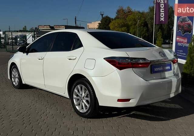 Белый Тойота Королла, объемом двигателя 1.6 л и пробегом 45 тыс. км за 13500 $, фото 4 на Automoto.ua