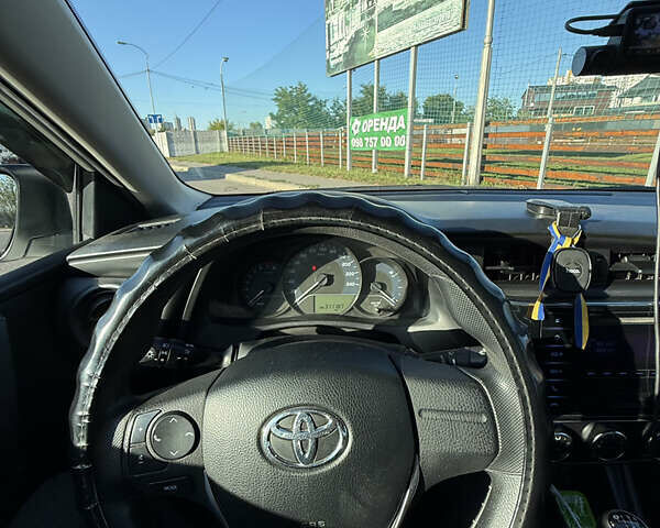 Белый Тойота Королла, объемом двигателя 1.6 л и пробегом 317 тыс. км за 11500 $, фото 15 на Automoto.ua