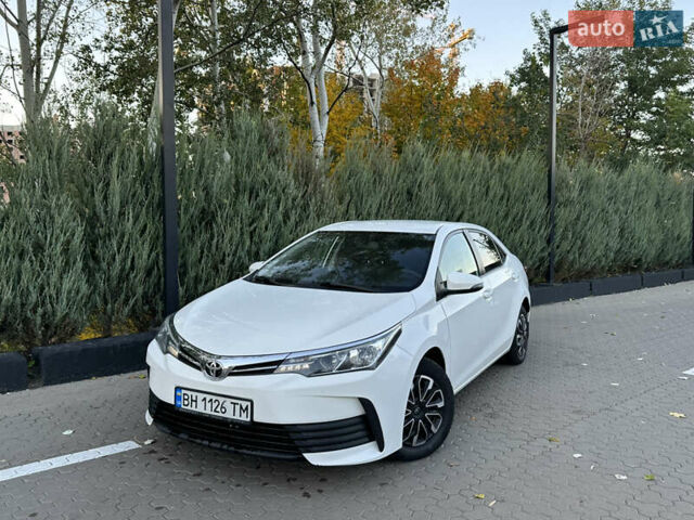 Белый Тойота Королла, объемом двигателя 1.6 л и пробегом 323 тыс. км за 10499 $, фото 3 на Automoto.ua