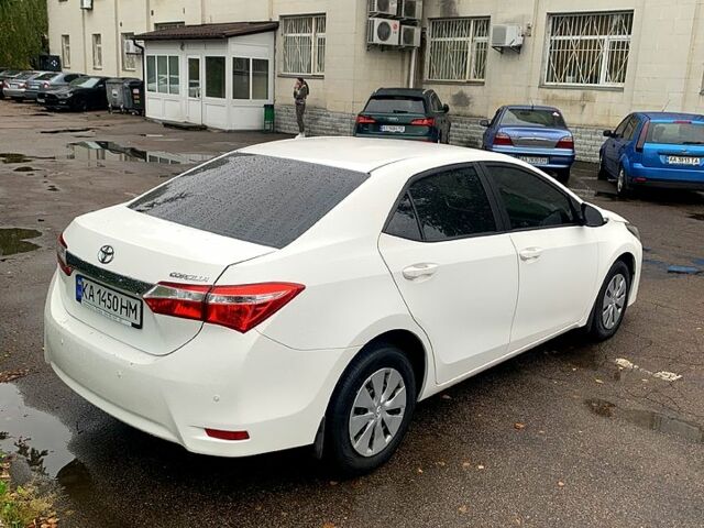 Белый Тойота Королла, объемом двигателя 1.6 л и пробегом 161 тыс. км за 9600 $, фото 2 на Automoto.ua
