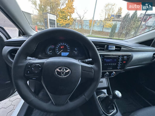 Белый Тойота Королла, объемом двигателя 1.6 л и пробегом 323 тыс. км за 10499 $, фото 23 на Automoto.ua