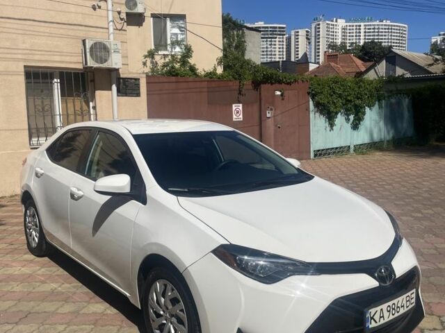 Белый Тойота Королла, объемом двигателя 1.8 л и пробегом 52 тыс. км за 12300 $, фото 1 на Automoto.ua