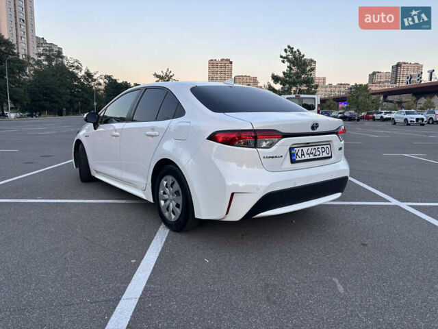 Белый Тойота Королла, объемом двигателя 1.8 л и пробегом 118 тыс. км за 18000 $, фото 8 на Automoto.ua