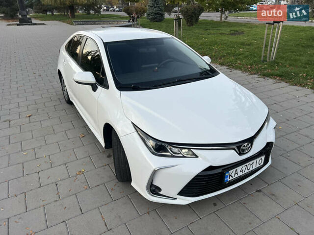 Белый Тойота Королла, объемом двигателя 1.6 л и пробегом 69 тыс. км за 16700 $, фото 5 на Automoto.ua