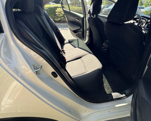 Білий Тойота Королла, об'ємом двигуна 1.6 л та пробігом 99 тис. км за 18200 $, фото 21 на Automoto.ua