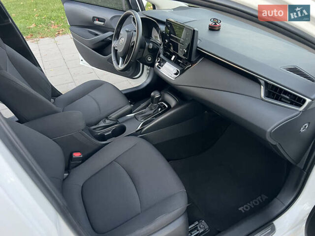 Белый Тойота Королла, объемом двигателя 1.6 л и пробегом 69 тыс. км за 16700 $, фото 21 на Automoto.ua