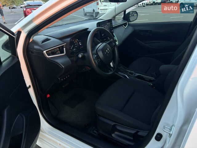 Белый Тойота Королла, объемом двигателя 1.8 л и пробегом 118 тыс. км за 18000 $, фото 12 на Automoto.ua