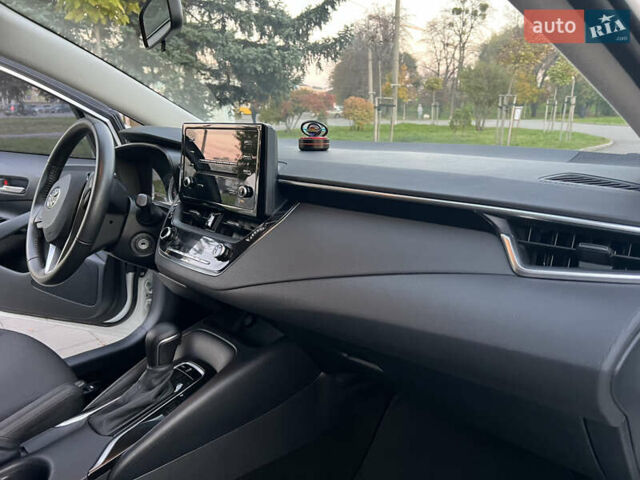 Белый Тойота Королла, объемом двигателя 1.6 л и пробегом 69 тыс. км за 16700 $, фото 22 на Automoto.ua