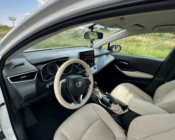 Белый Тойота Королла, объемом двигателя 1.6 л и пробегом 75 тыс. км за 16500 $, фото 8 на Automoto.ua