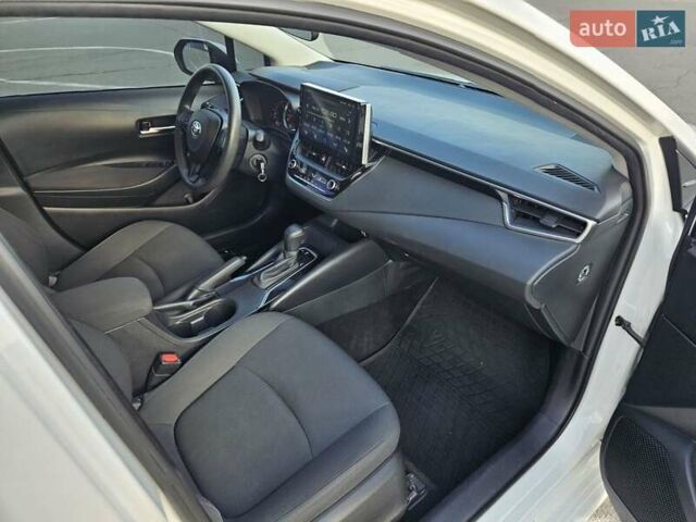 Білий Тойота Королла, об'ємом двигуна 1.6 л та пробігом 117 тис. км за 14900 $, фото 30 на Automoto.ua