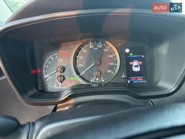 Белый Тойота Королла, объемом двигателя 1.8 л и пробегом 118 тыс. км за 18000 $, фото 15 на Automoto.ua