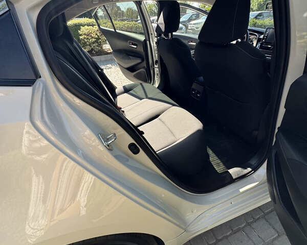 Білий Тойота Королла, об'ємом двигуна 1.6 л та пробігом 99 тис. км за 18200 $, фото 19 на Automoto.ua