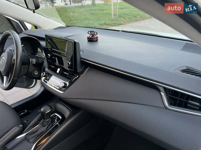 Белый Тойота Королла, объемом двигателя 1.6 л и пробегом 70 тыс. км за 15500 $, фото 12 на Automoto.ua