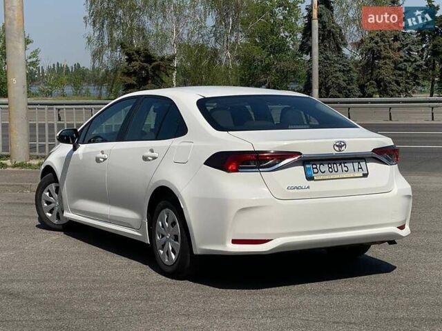 Белый Тойота Королла, объемом двигателя 1.6 л и пробегом 123 тыс. км за 14800 $, фото 4 на Automoto.ua
