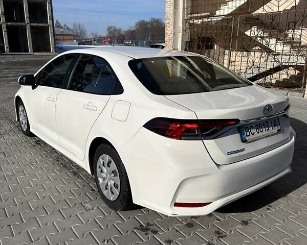 Білий Тойота Королла, об'ємом двигуна 1.6 л та пробігом 122 тис. км за 15500 $, фото 6 на Automoto.ua