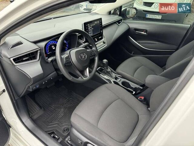 Белый Тойота Королла, объемом двигателя 1.6 л и пробегом 63 тыс. км за 21900 $, фото 12 на Automoto.ua