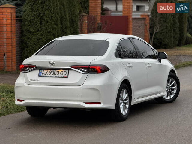 Белый Тойота Королла, объемом двигателя 1.6 л и пробегом 73 тыс. км за 16900 $, фото 3 на Automoto.ua