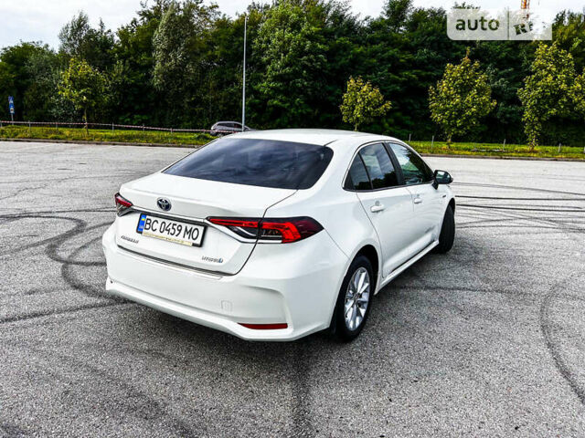 Белый Тойота Королла, объемом двигателя 1.8 л и пробегом 130 тыс. км за 19999 $, фото 5 на Automoto.ua