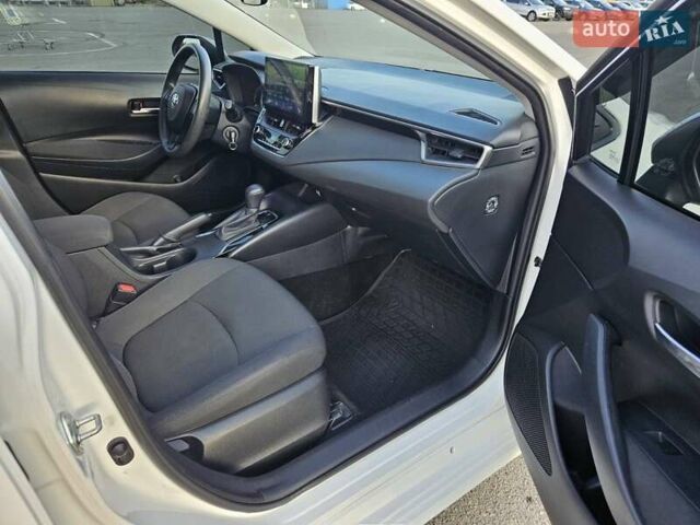 Білий Тойота Королла, об'ємом двигуна 1.6 л та пробігом 117 тис. км за 14900 $, фото 28 на Automoto.ua