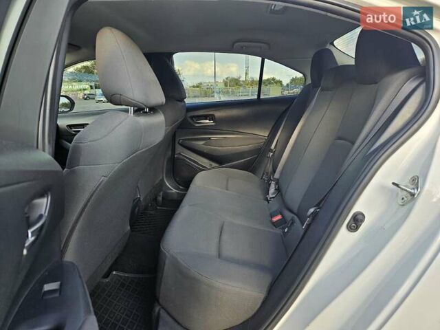Білий Тойота Королла, об'ємом двигуна 1.6 л та пробігом 117 тис. км за 14900 $, фото 22 на Automoto.ua