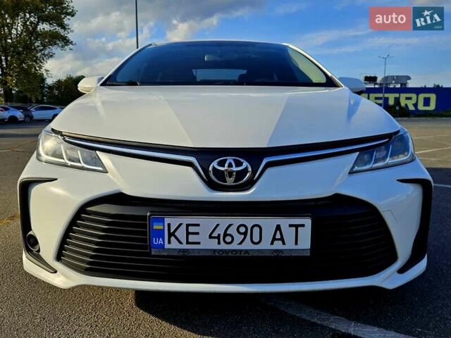 Білий Тойота Королла, об'ємом двигуна 1.6 л та пробігом 117 тис. км за 14900 $, фото 19 на Automoto.ua