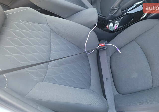 Белый Тойота Королла, объемом двигателя 1.6 л и пробегом 104 тыс. км за 14500 $, фото 26 на Automoto.ua