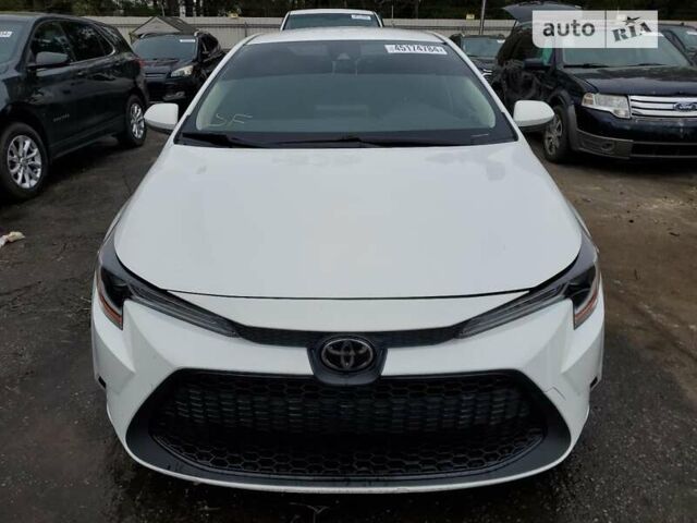 Белый Тойота Королла, объемом двигателя 1.8 л и пробегом 33 тыс. км за 3000 $, фото 5 на Automoto.ua