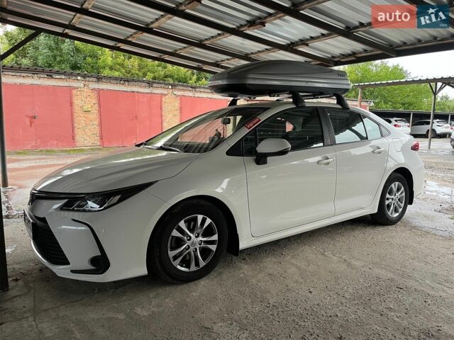 Білий Тойота Королла, об'ємом двигуна 1.6 л та пробігом 50 тис. км за 23500 $, фото 12 на Automoto.ua