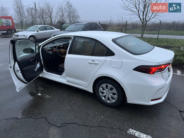 Белый Тойота Королла, объемом двигателя 1.6 л и пробегом 72 тыс. км за 16190 $, фото 3 на Automoto.ua