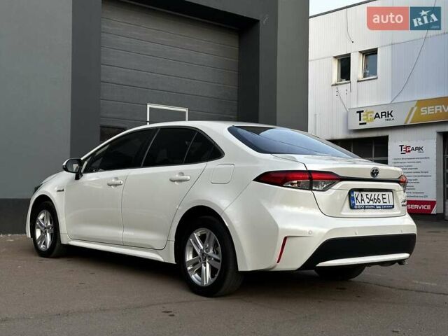 Белый Тойота Королла, объемом двигателя 1.8 л и пробегом 65 тыс. км за 17699 $, фото 7 на Automoto.ua