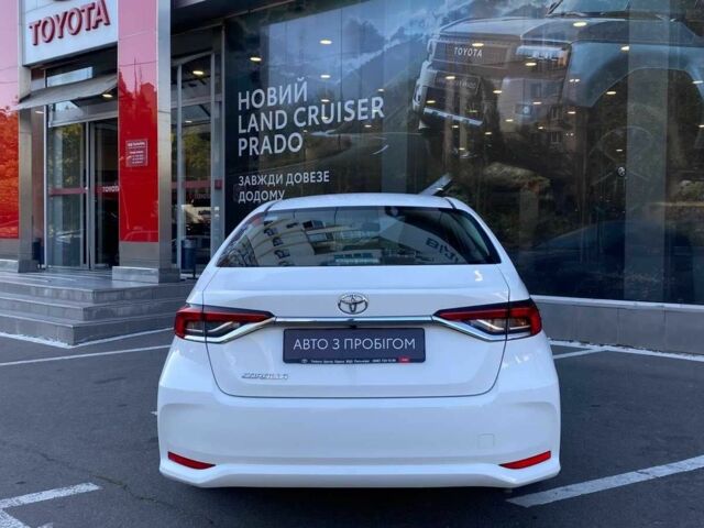 Білий Тойота Королла, об'ємом двигуна 1.6 л та пробігом 82 тис. км за 18409 $, фото 3 на Automoto.ua