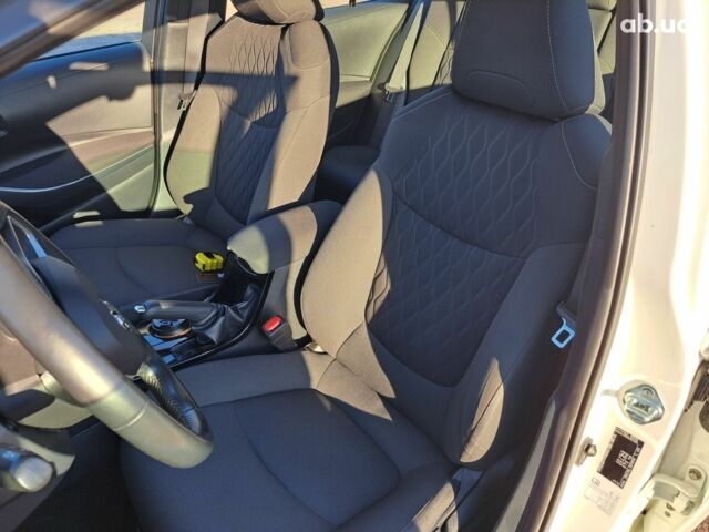 Белый Тойота Королла, объемом двигателя 0 л и пробегом 119 тыс. км за 15800 $, фото 10 на Automoto.ua