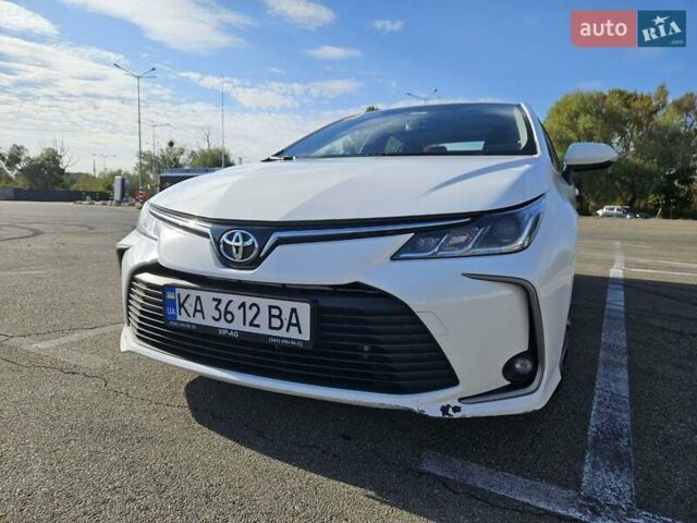 Белый Тойота Королла, объемом двигателя 1.6 л и пробегом 126 тыс. км за 14100 $, фото 9 на Automoto.ua