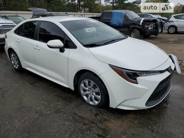 Белый Тойота Королла, объемом двигателя 1.8 л и пробегом 33 тыс. км за 3000 $, фото 1 на Automoto.ua