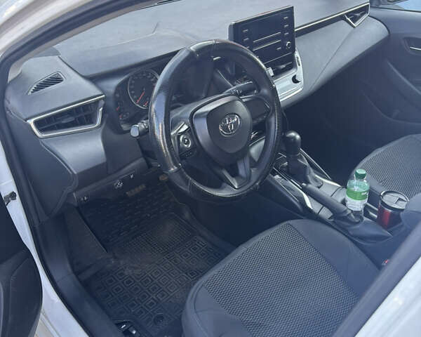 Белый Тойота Королла, объемом двигателя 1.6 л и пробегом 139 тыс. км за 16500 $, фото 4 на Automoto.ua