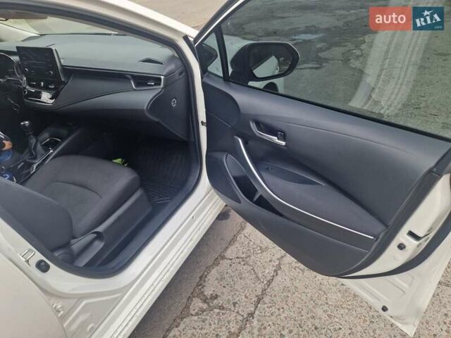 Белый Тойота Королла, объемом двигателя 1.6 л и пробегом 90 тыс. км за 15600 $, фото 11 на Automoto.ua