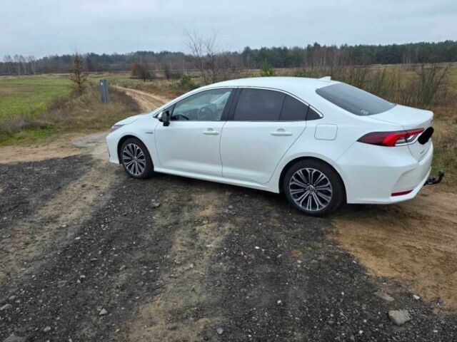 Білий Тойота Королла, об'ємом двигуна 1.8 л та пробігом 92 тис. км за 13500 $, фото 7 на Automoto.ua