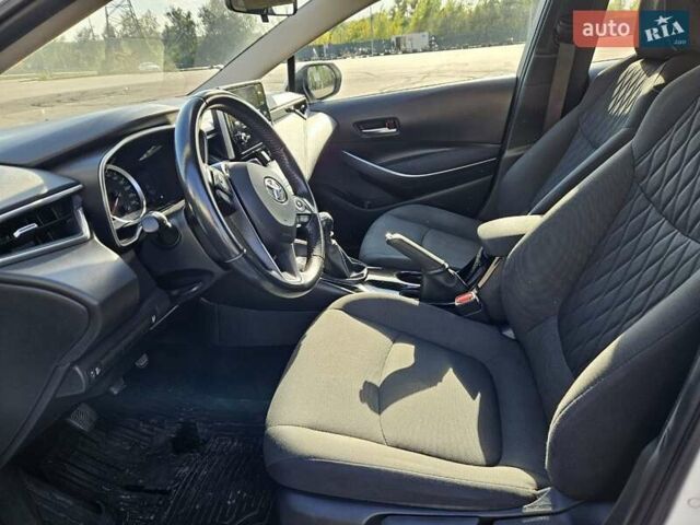 Белый Тойота Королла, объемом двигателя 1.6 л и пробегом 126 тыс. км за 14100 $, фото 6 на Automoto.ua