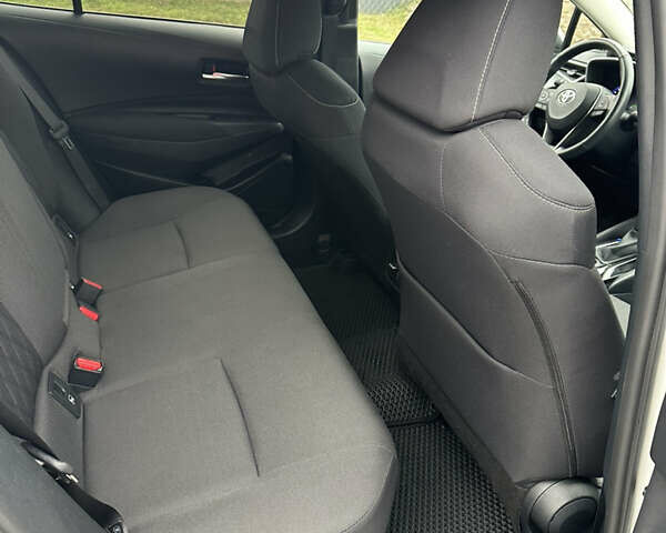 Белый Тойота Королла, объемом двигателя 1.8 л и пробегом 24 тыс. км за 25000 $, фото 13 на Automoto.ua