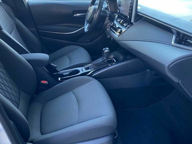 Білий Тойота Королла, об'ємом двигуна 1.6 л та пробігом 82 тис. км за 18409 $, фото 5 на Automoto.ua