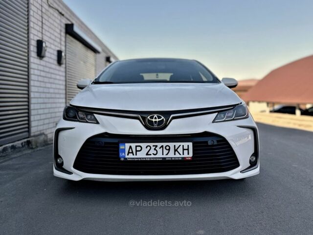 Белый Тойота Королла, объемом двигателя 1.6 л и пробегом 107 тыс. км за 16999 $, фото 5 на Automoto.ua