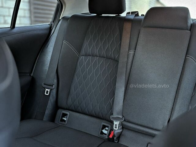 Белый Тойота Королла, объемом двигателя 1.6 л и пробегом 107 тыс. км за 16999 $, фото 17 на Automoto.ua